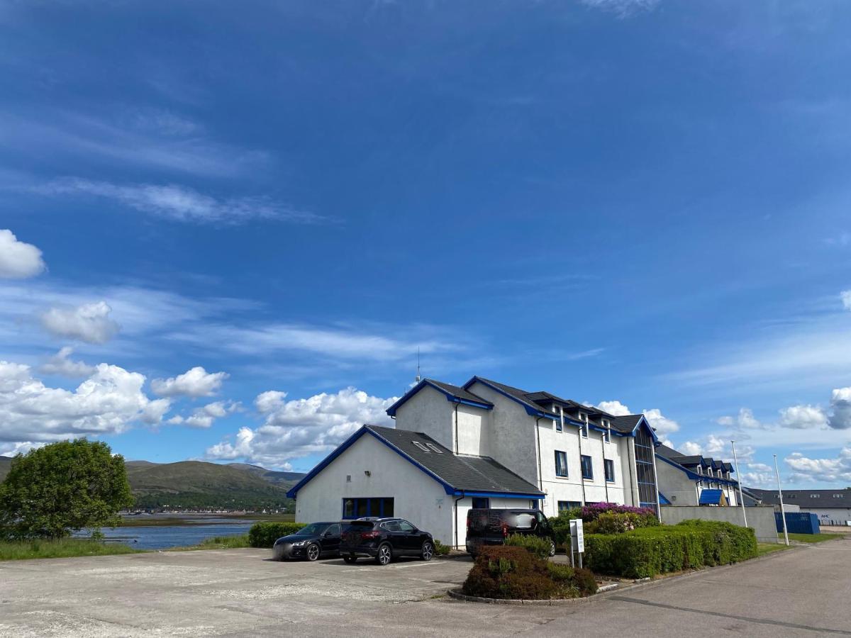 Waterfront Lodge - Accommodation Only Fort William Buitenkant foto