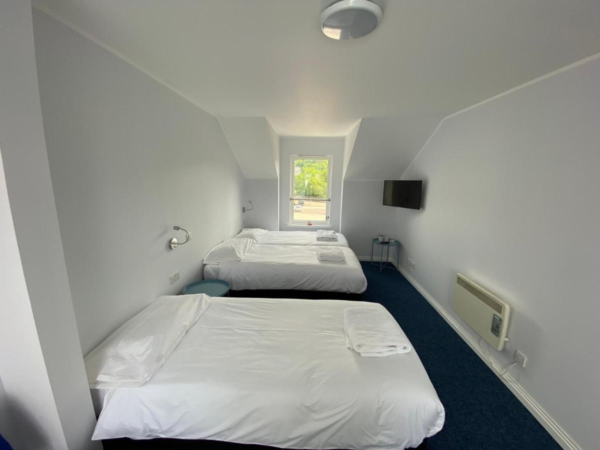 Waterfront Lodge - Accommodation Only Fort William Buitenkant foto