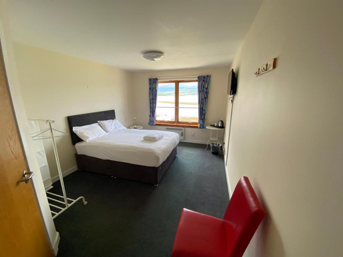 Waterfront Lodge - Accommodation Only Fort William Buitenkant foto